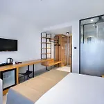Lei Hotel