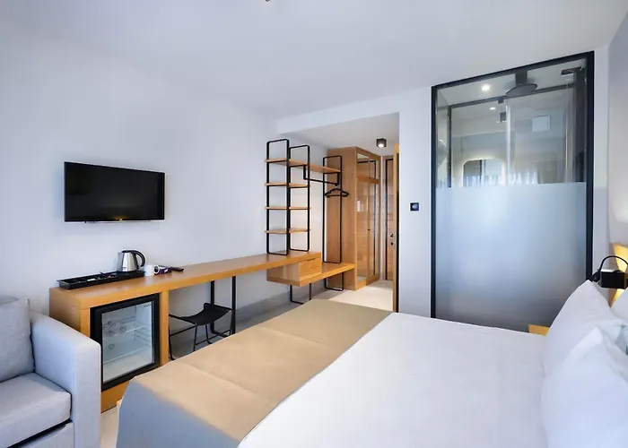 Lei Hotel